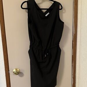Chic Black Sleeveless Midi Dress
